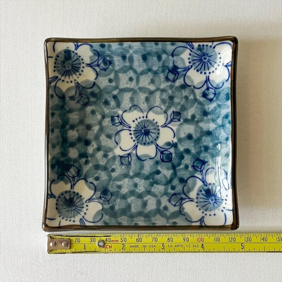Japanese Hand Painted Sushi Soy Sauce Dishes Set 6 Assorted Square Side Plates - Picture 2 of 13